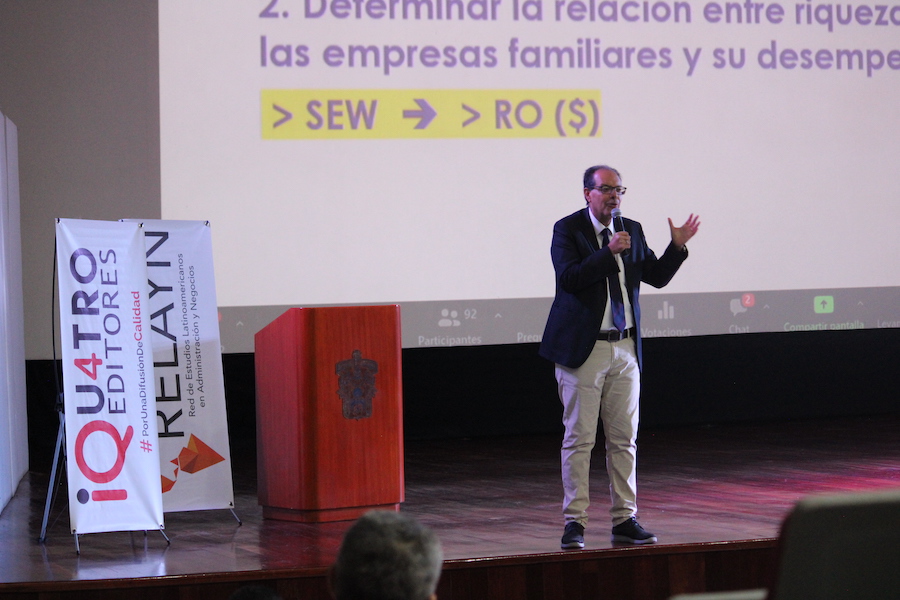 Conferencia RELAYN